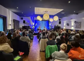 Start zelfstandig steunkousen aantrekken